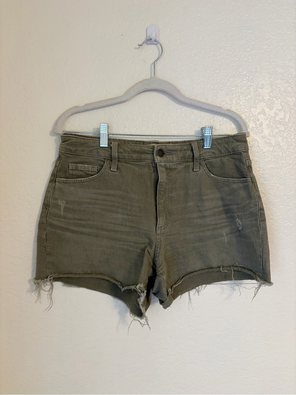 Universal Distressed Denim Cutoff Shorts